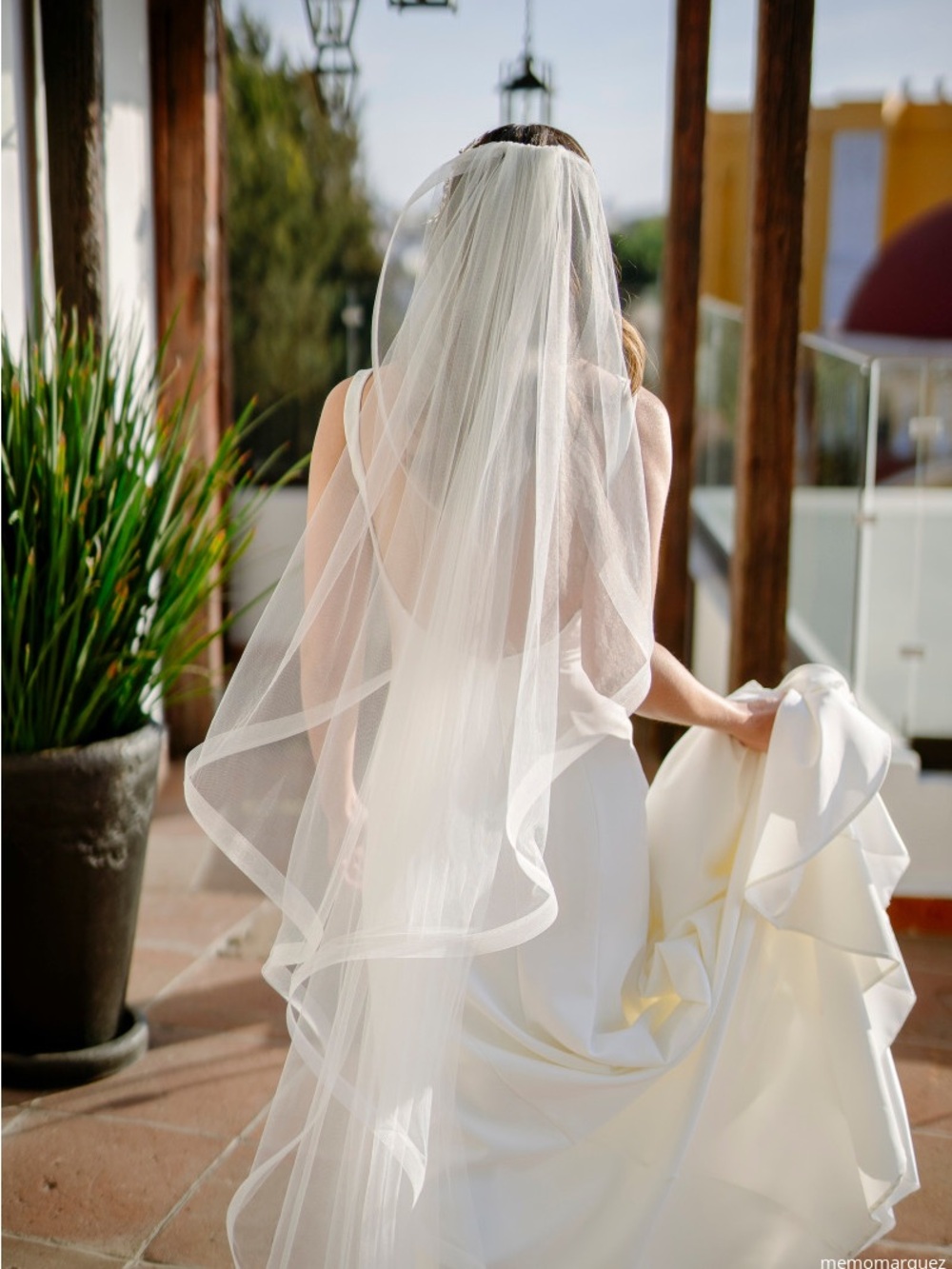 Sara Gabriel Julianne Ballet Tulle Mid-Length Bridal Veil